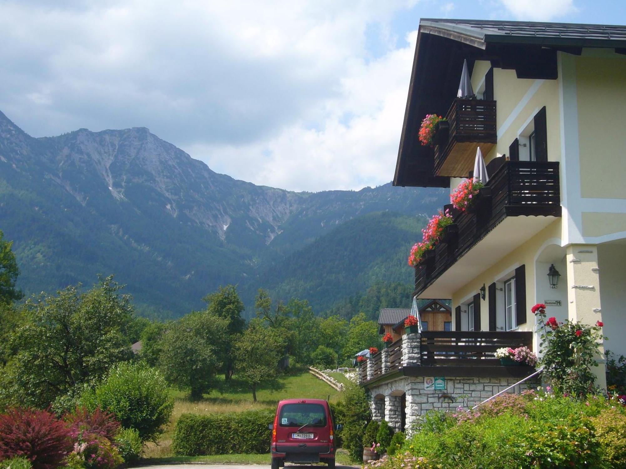 Ferienwohnungen Haus Peer Bad Goisern Buitenkant foto